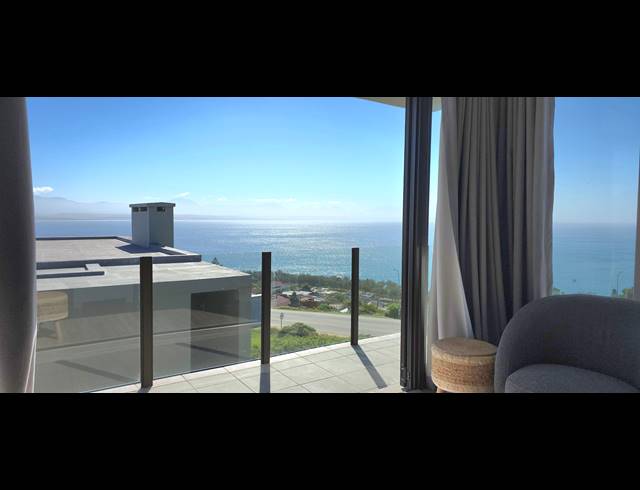 2 BEDROOM APARTMENT FOR SALE IN DA NOVA